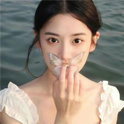 饥饿的狮子